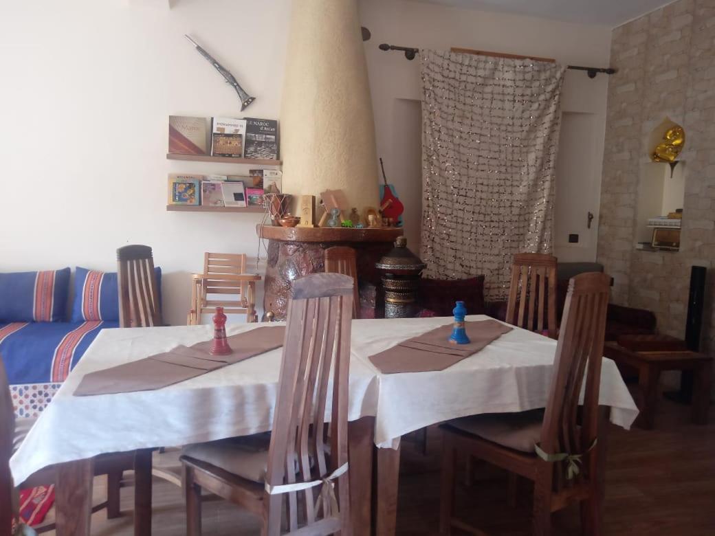 Maison D'Hotes Tinwitchi アジラル エクステリア 写真